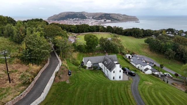 Bryn Goleu Bed and breakfast 4*